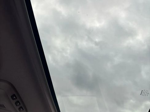 Used 2010 Volvo XC90 3.2 image 33