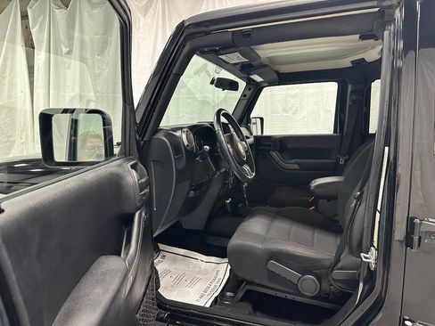 Used 2011 Jeep Wrangler Unlimited Sport AWD/4WD image 10