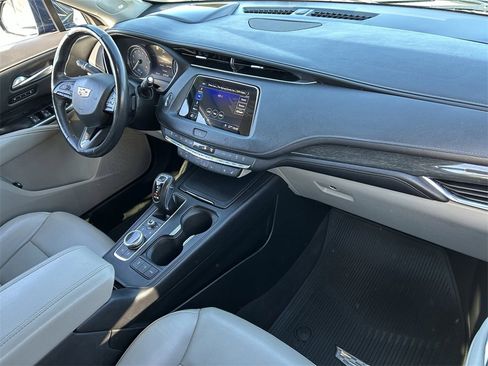 Used 2019 Cadillac XT4 Premium Luxury image 12