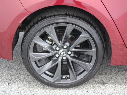 Used 2025 Toyota Corolla SE FWD image 6