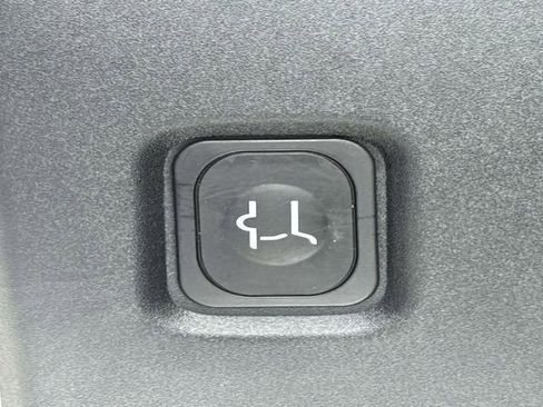 New 2026 Lincoln Navigator L Black Label AWD/4WD image 14