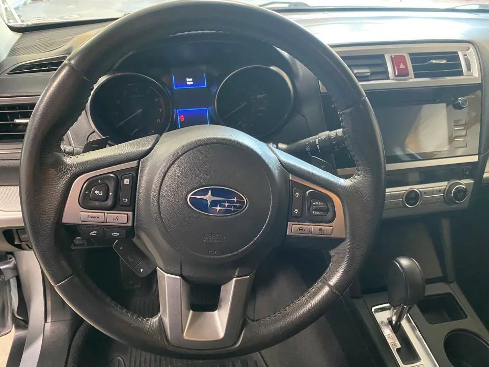 Used 2017 Subaru Outback 2.5i Premium AWD/4WD image 17