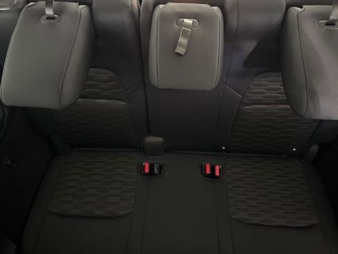 New 2025 Nissan Pathfinder SV image 33