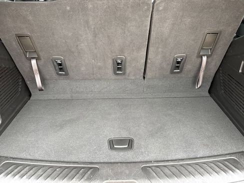 Used 2023 Chevrolet Tahoe LT AWD/4WD image 10