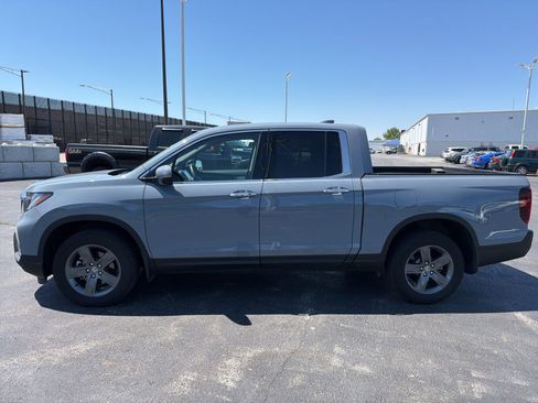 Used 2023 Honda Ridgeline RTL-E image 3