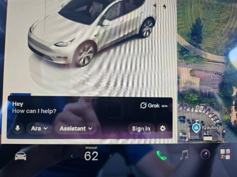 Used 2023 Tesla Model Y AWD image 44