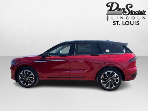 New 2026 Lincoln Nautilus Reserve image 8