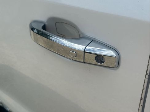 Used 2019 GMC Sierra 1500 SLT w/ SLT Premium Plus Package image 16