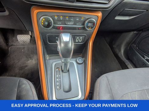 Used 2021 Ford EcoSport SE w/ SE Appearance Package image 23