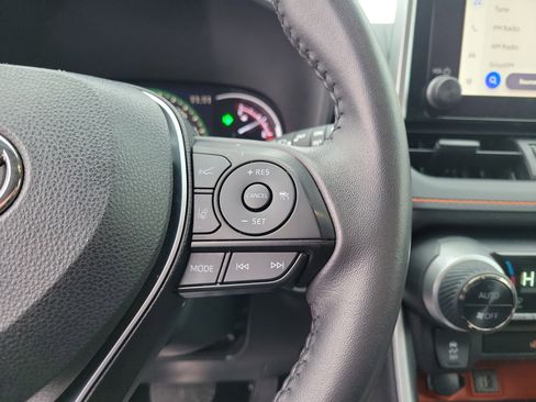 Used 2024 Toyota RAV4 Adventure image 23