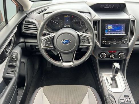 Used 2020 Subaru Crosstrek 2.0i Premium w/ Moonroof Package 1 AWD/4WD image 15