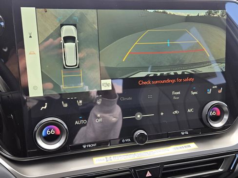 New 2026 Lexus TX 500h AWD image 12