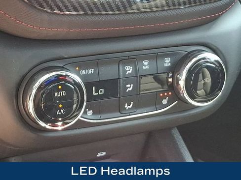 Used 2023 Chevrolet TrailBlazer RS w/ Sun and Liftgate Package AWD/4WD image 14