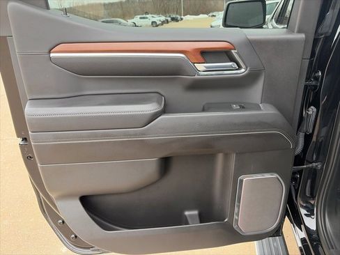 Used 2023 GMC Sierra 1500 Denali w/ Denali Reserve Package image 40