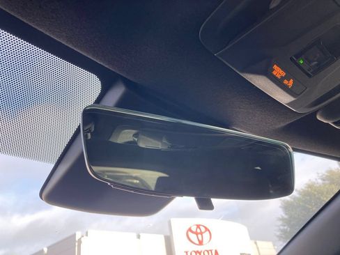 Used 2026 Toyota Corolla XSE FWD image 26