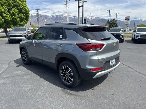 New 2026 Chevrolet TrailBlazer LT w/ LT Cold Weather Package AWD/4WD image 5