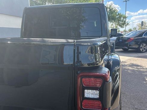 Used 2020 Jeep Gladiator Rubicon AWD/4WD image 6