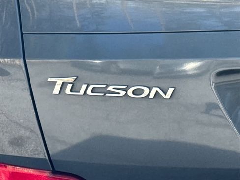 Used 2018 Hyundai Tucson SEL Plus w/ Cargo Package image 12