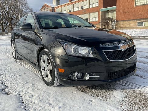 Used 2014 Chevrolet Cruze LT w/ RS Package image 22