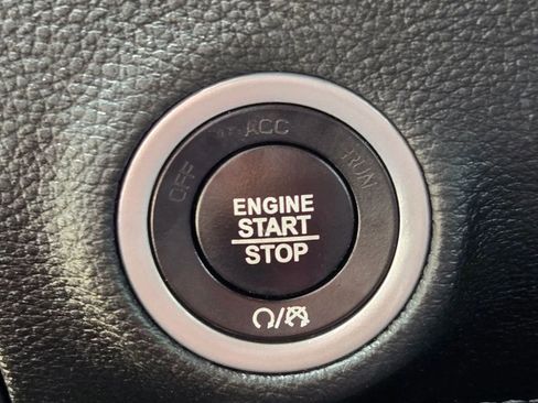 Used 2023 Dodge Challenger R/T RWD image 12