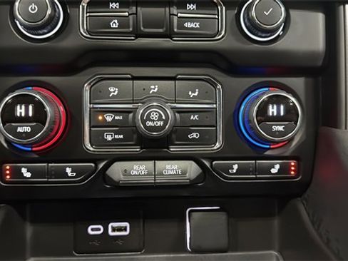 Used 2023 Chevrolet Tahoe RST w/ Luxury Package image 17