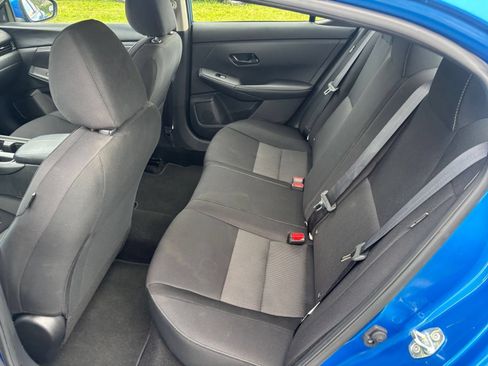 Used 2025 Nissan Sentra SV FWD image 25