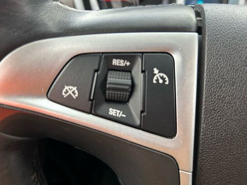 Used 2012 Chevrolet Equinox LTZ image 18