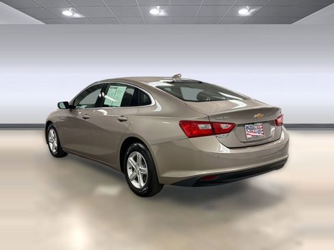 Used 2024 Chevrolet Malibu LT FWD image 3