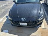 Used 2023 Hyundai Elantra SEL w/ Convenience Package image 2