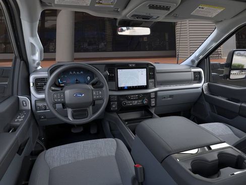 New 2026 Ford F250 XLT w/ XLT Premium Package image 9