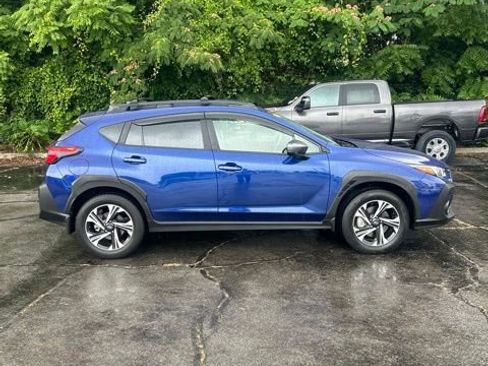 Used 2024 Subaru Crosstrek 2.0i Premium AWD/4WD image 5