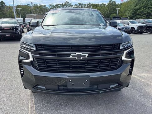 Used 2023 Chevrolet Suburban RST w/ Sport Performance Package AWD/4WD image 9