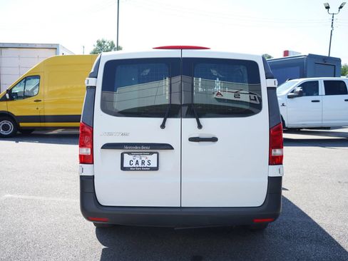 Used 2017 Mercedes-Benz Metris w/ Blind Spot Assist Package image 8