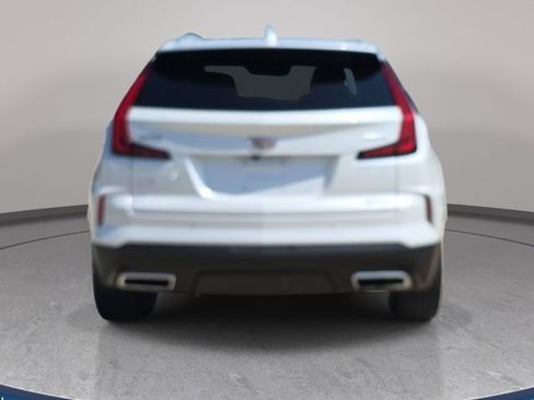 Used 2024 Cadillac XT4 Premium Luxury AWD/4WD image 7