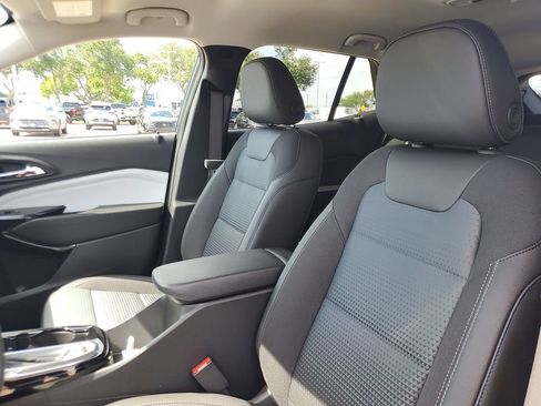 New 2026 Chevrolet Trax LT w/ Driver Confidence Package FWD image 13