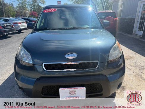 Used 2011 Kia Soul + w/ Audio Pkg FWD image 2
