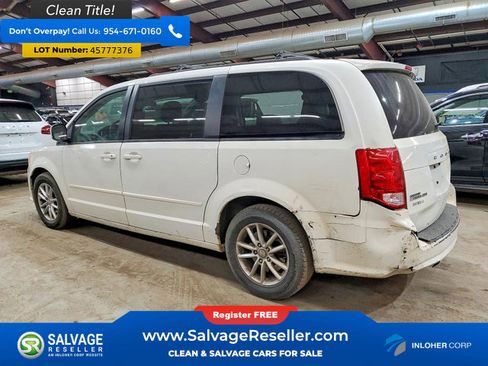 Used 2013 Dodge Grand Caravan SXT FWD image 3