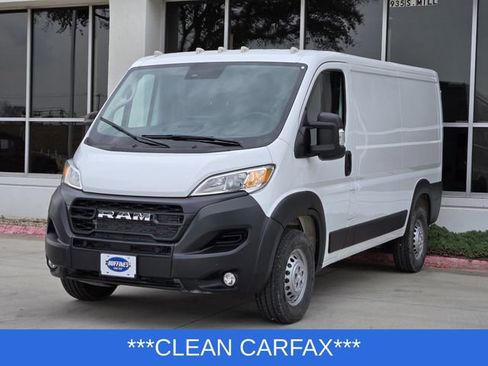 Used 2025 RAM ProMaster 2500 w/ Premium Convenience Group image 3