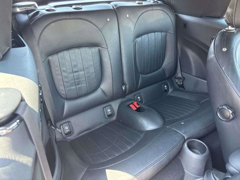 Used 2019 MINI Cooper John Cooper Works w/ Signature Upholstery Package FWD image 22