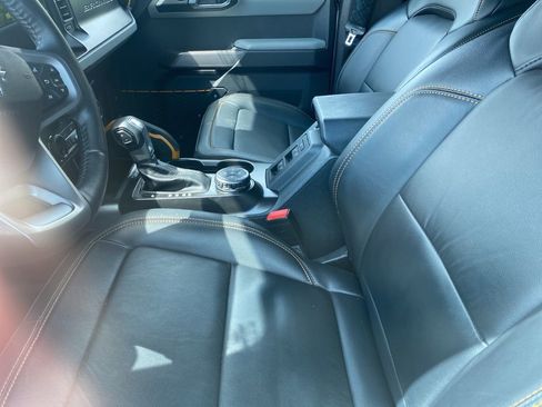 Certified 2023 Ford Bronco Badlands AWD/4WD image 7