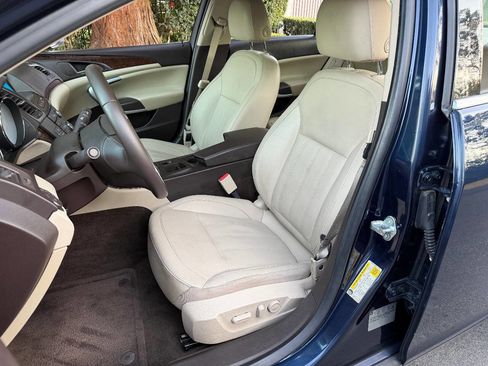 Used 2012 Buick Regal Leather image 13