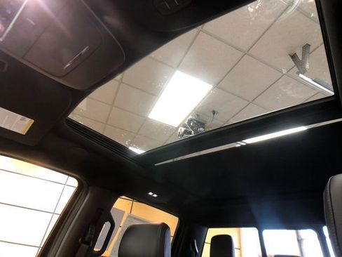 New 2025 Ford F150 Lariat w/ Equipment Group 502A High image 21