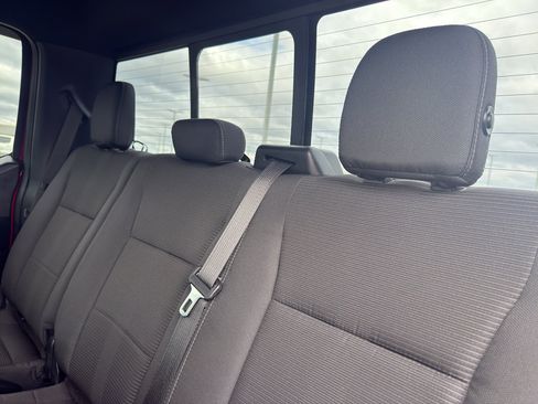 Used 2016 Ford F150 XLT w/ Equipment Group 302A Luxury AWD/4WD image 34