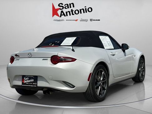 Used 2016 MAZDA MX-5 Miata Grand Touring RWD image 15