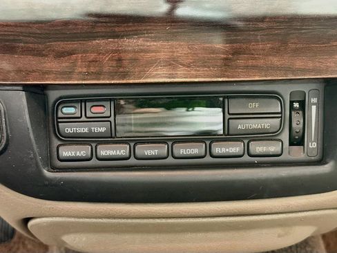 Used 2005 Mercury Grand Marquis LS RWD image 12