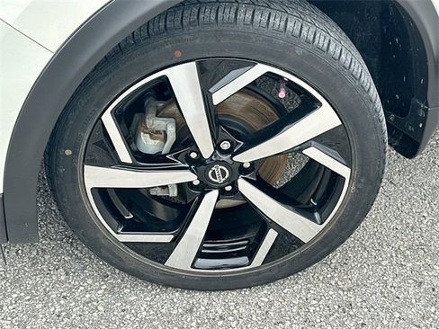 Used 2021 Nissan Rogue Sport SL image 32