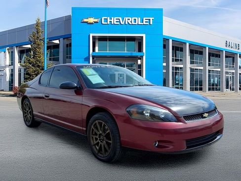 Used 2006 Chevrolet Monte Carlo LT FWD image 1