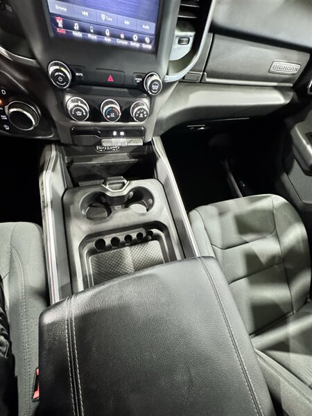 Used 2020 RAM 1500 Big Horn AWD/4WD image 9