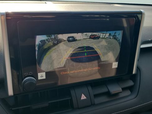 Used 2024 Toyota RAV4 XLE w/ Convenience Package FWD image 18