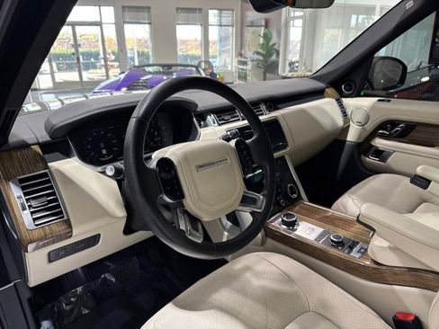 Used 2019 Land Rover Range Rover HSE image 8